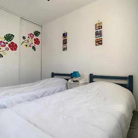 2 Chambres, Proche Mer, Jardinet, 6 Pers - - Fr-1-236-59